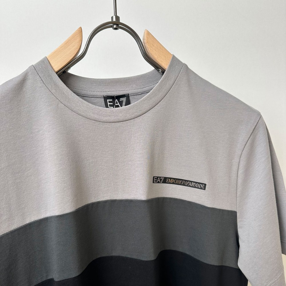 Тениска Emporio Armani Тениска Emporio Armani