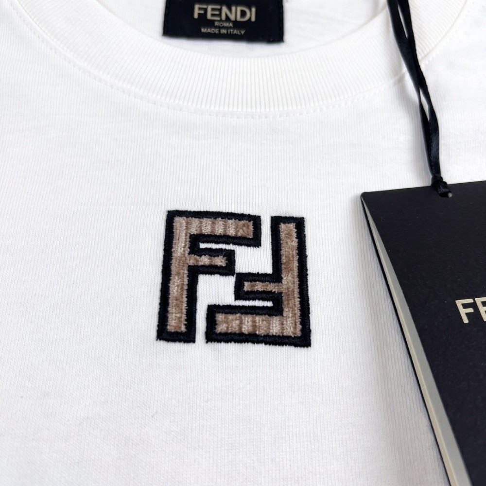 Embroidered Small Logo T-Shirt White Embroidered Small Logo T-Shirt White