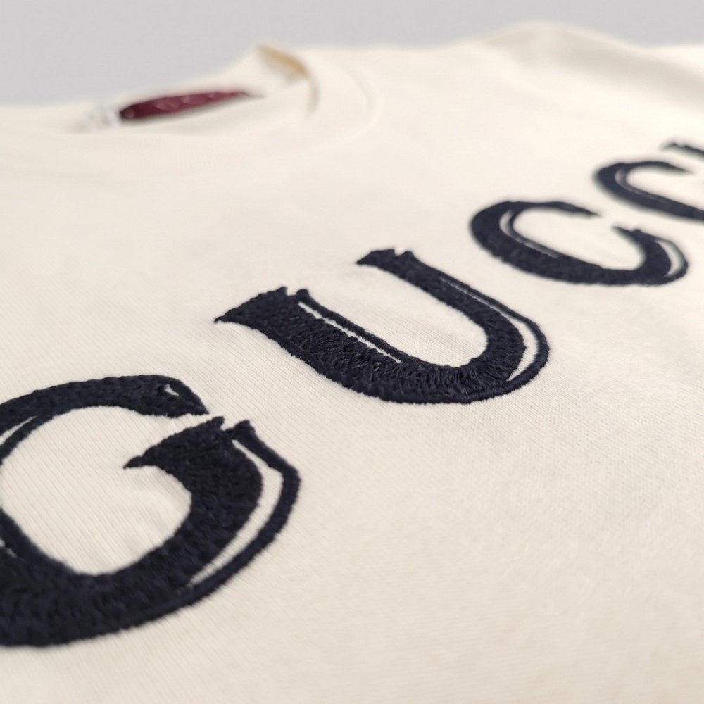 Cotton Crewneck with Embroidered Logo T-Shirt Beige Cotton Crewneck with Embroidered Logo T-Shirt Beige