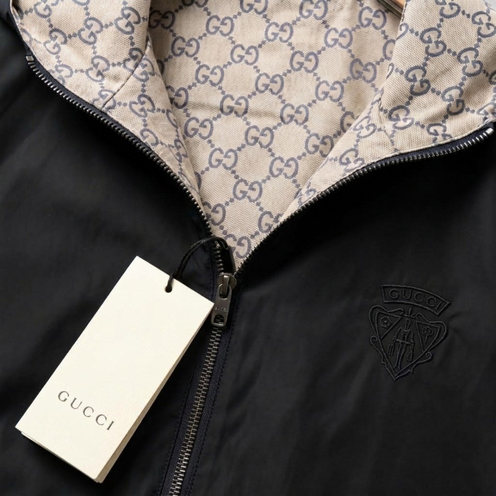 Gucci Two-Faced Windbreaker Jacket in Black / GG Axis Gucci Two-Faced Windbreaker Jacket in Black / GG Axis