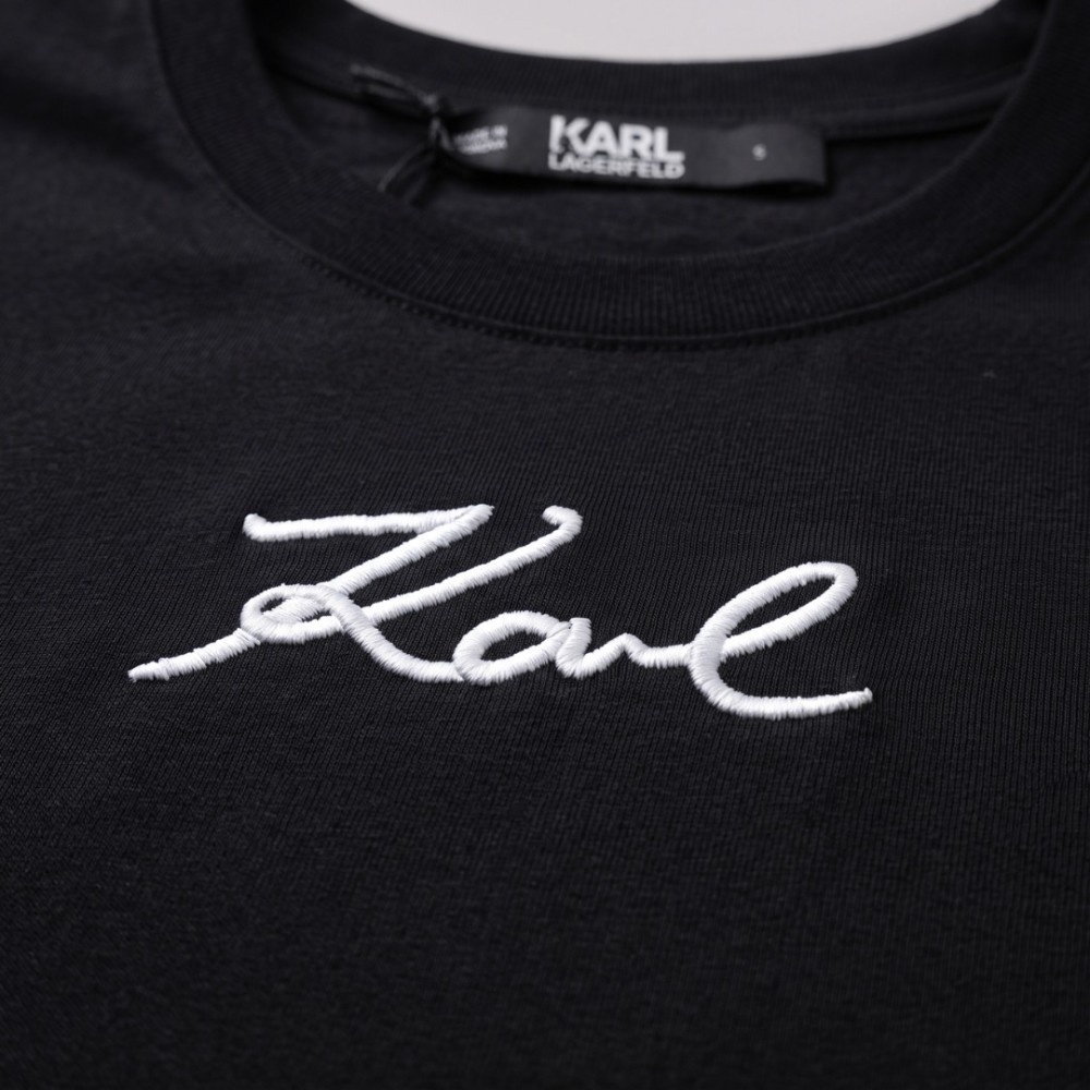 Embroidered Logo T-shirt In Black Embroidered Logo T-shirt In Black