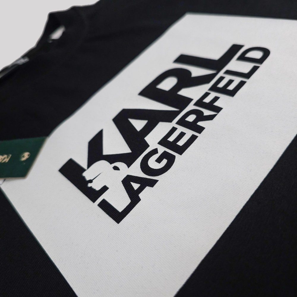 Logo-Print T-Shirt Black Logo-Print T-Shirt Black