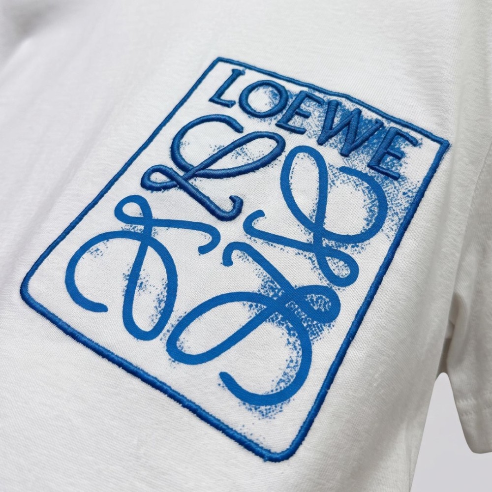 Embroidered Pocket With Blue Detail T-Shirt Embroidered Pocket With Blue Detail T-Shirt
