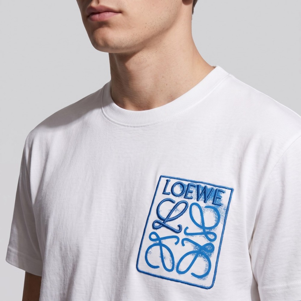 Embroidered Pocket With Blue Detail T-Shirt Embroidered Pocket With Blue Detail T-Shirt
