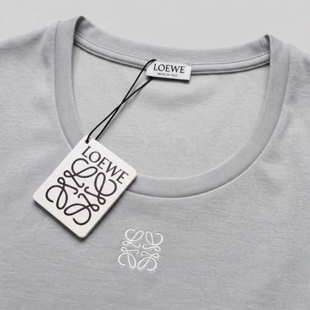 Women Anagram Embroidered Scoop-Neck T-Shirt Grey