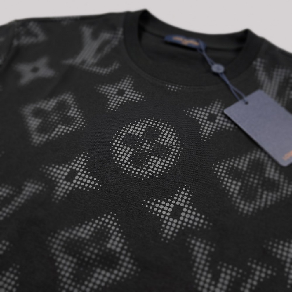 Monogram Signature T-Shirt In Black