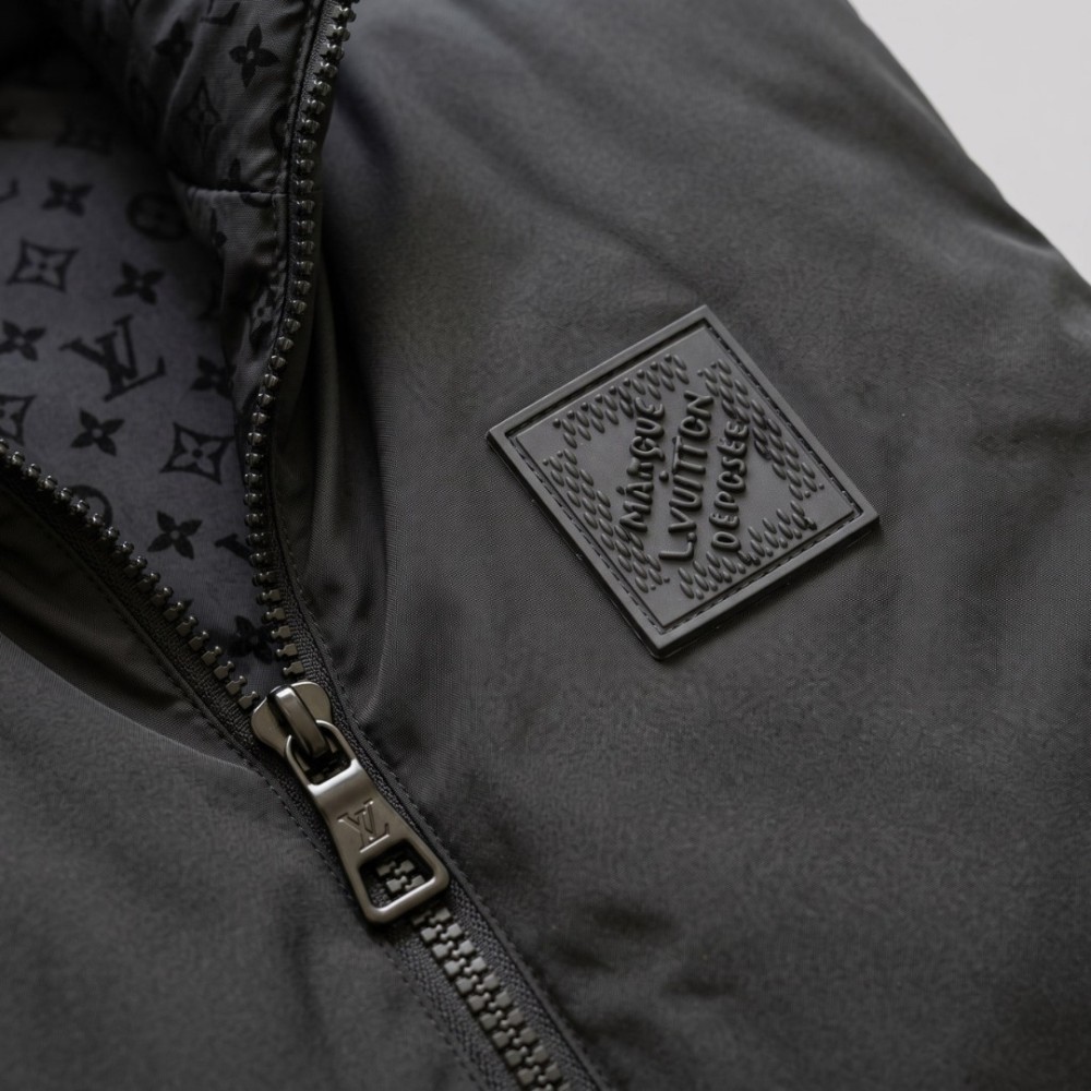 Reversible Two-Face Vest 