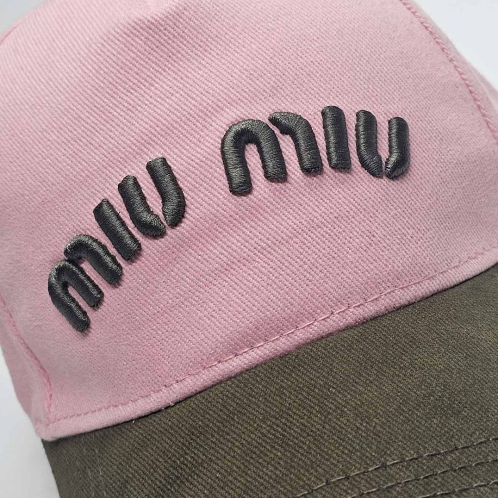 Шапка с козирка Miu Miu Шапка с козирка Miu Miu