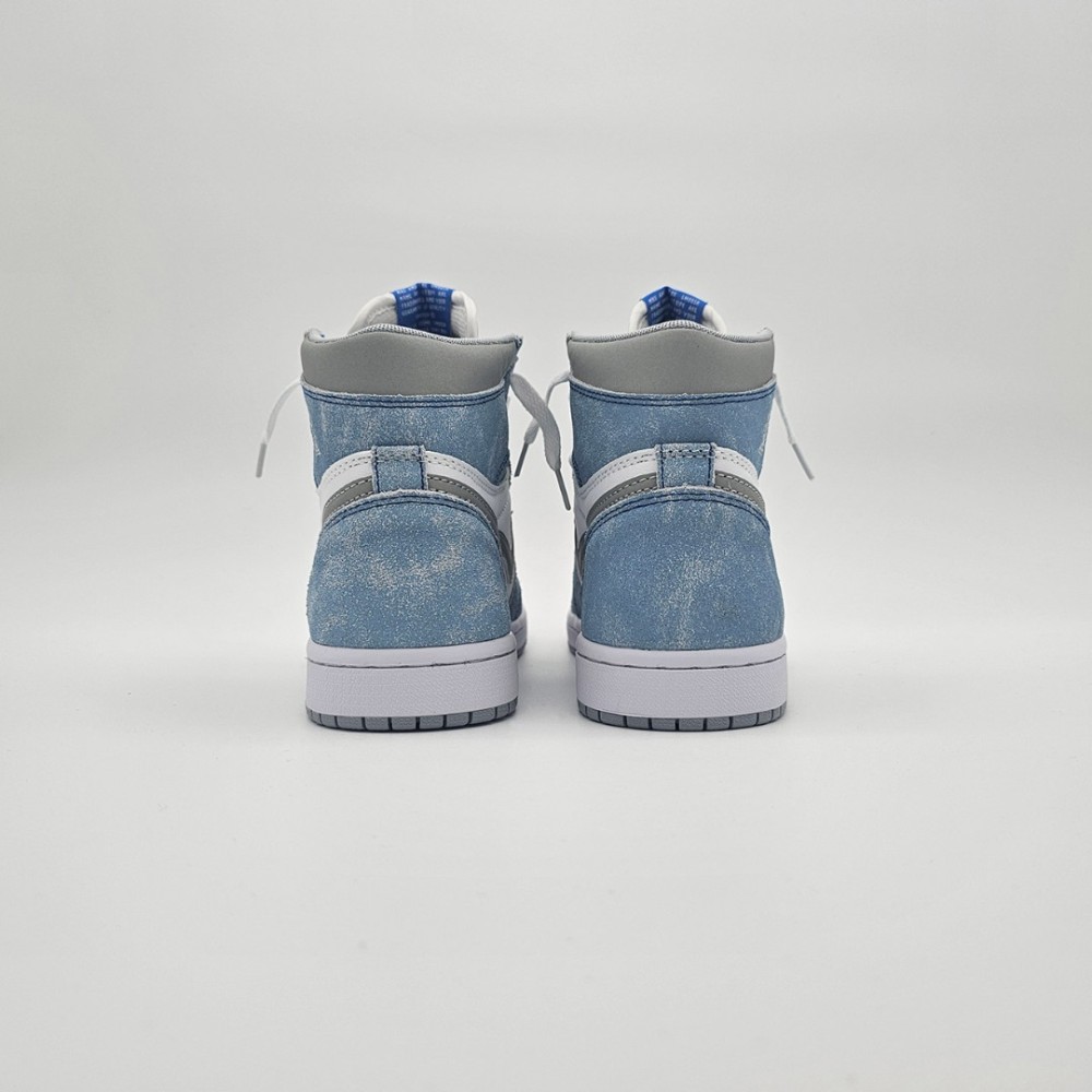 Air Jordan 1 Retro High 