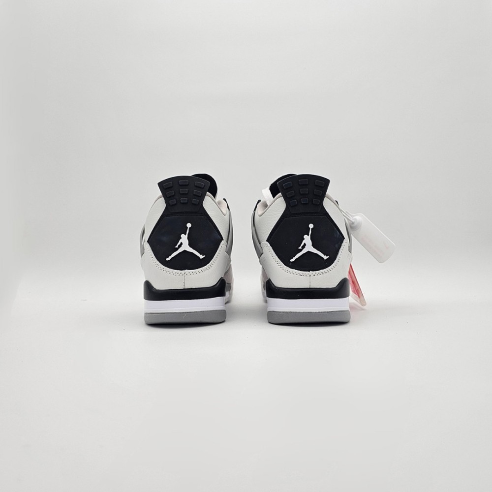 Nike Air Jordan 4 Retro