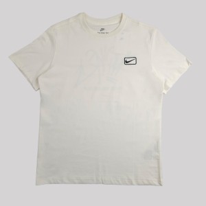 Бяла мъжка тениска Nike Street Graphic