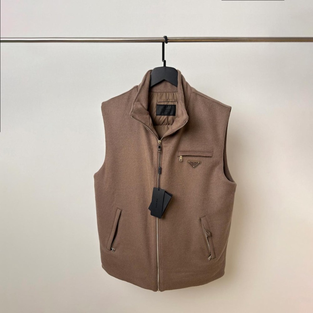Елек Prada Елек Prada
