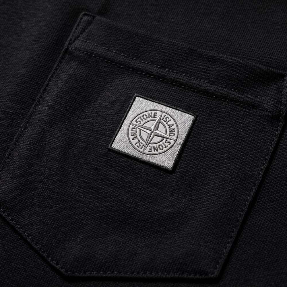 Logo-Patch Pocket T-Shirt In Black
