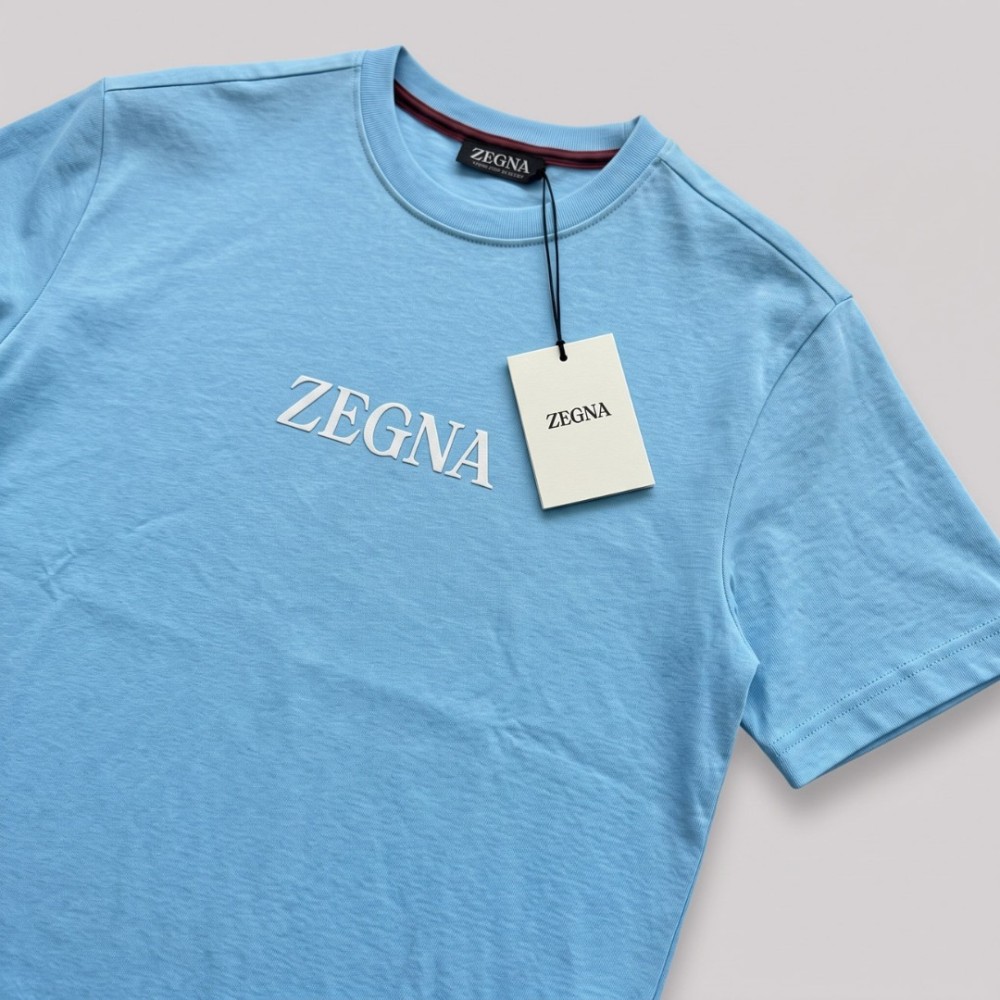 Contrast Logo Signature T-Shirt in Sky Blue