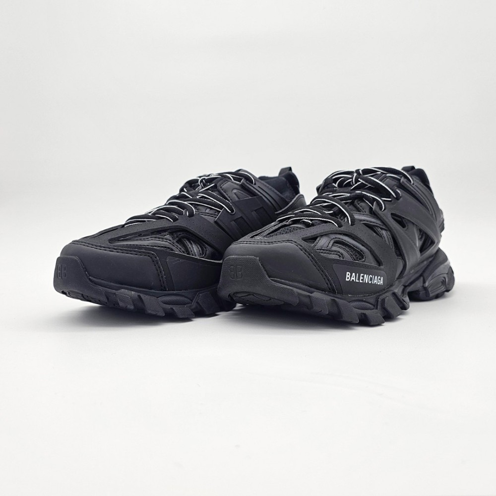 Balenciaga Track